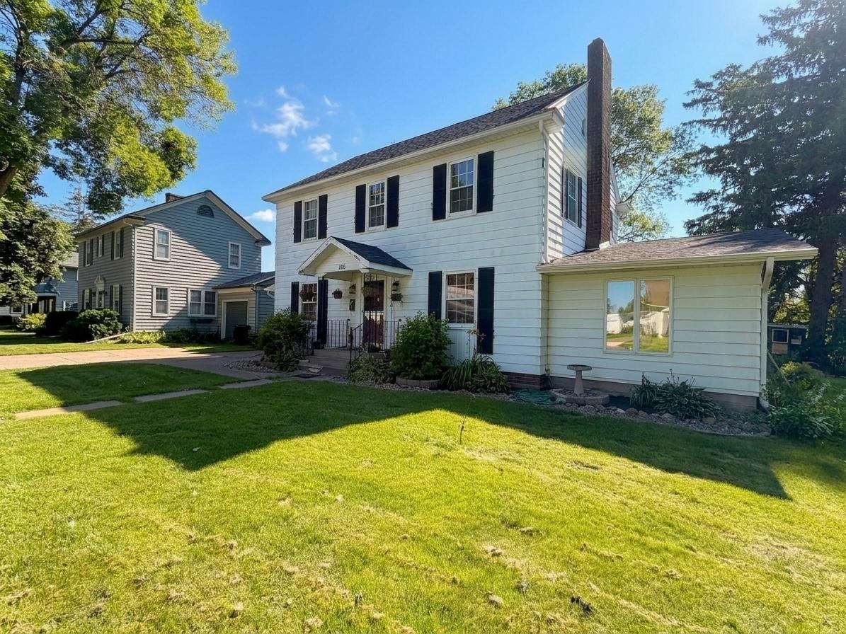 136 S 1st Street Barron WI 54812 1603018 image1