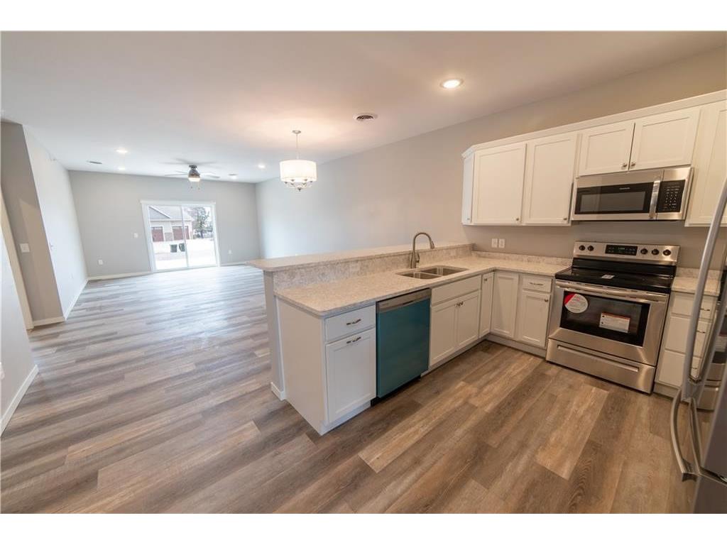 1364 Cypress Court Altoona WI 54720 1594875 image5