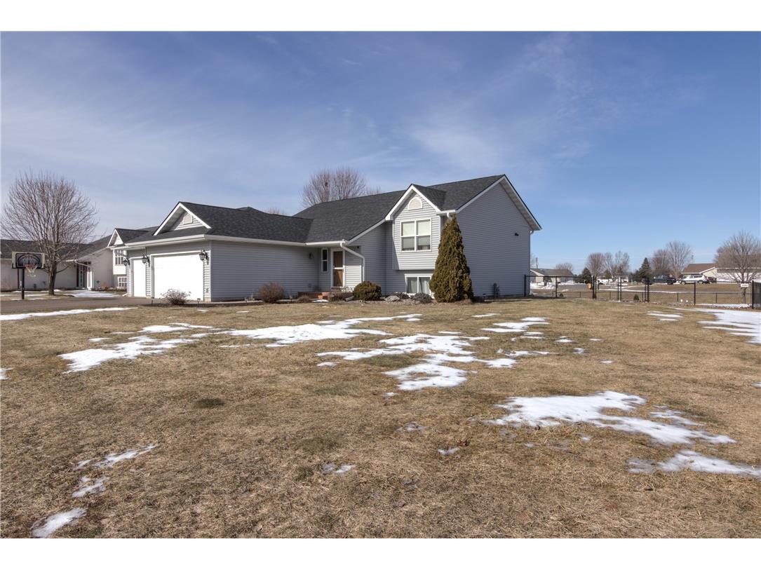 13874 39th Avenue Chippewa Falls WI 54729 1598708 image44
