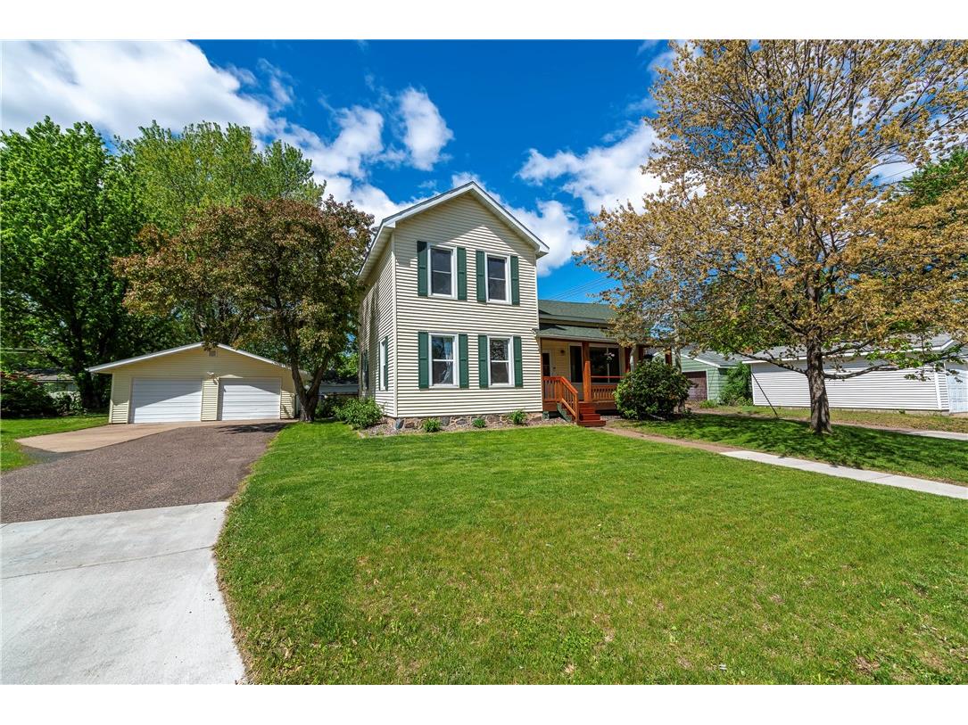 14 Chippewa Street Chippewa Falls WI 54729 1591981 image1