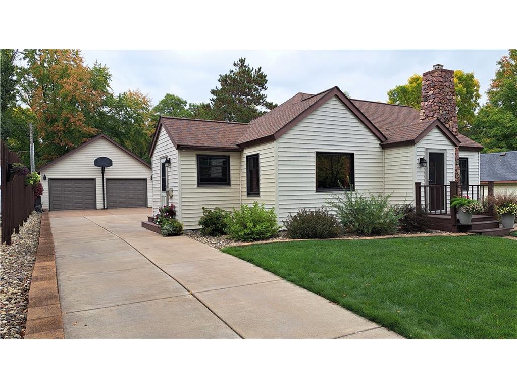 1409 8th Avenue, Bloomer, WI, 54724 MLS 1577223 Edina Realty