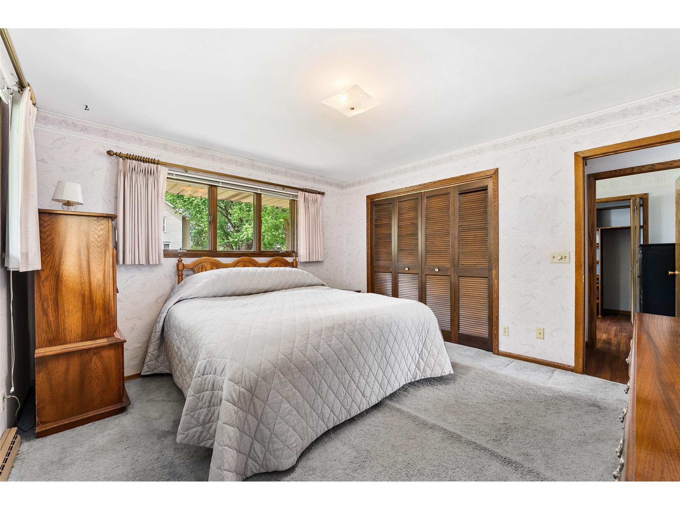 1409 Menomonie Street Eau Claire WI 54703 1601928 image20