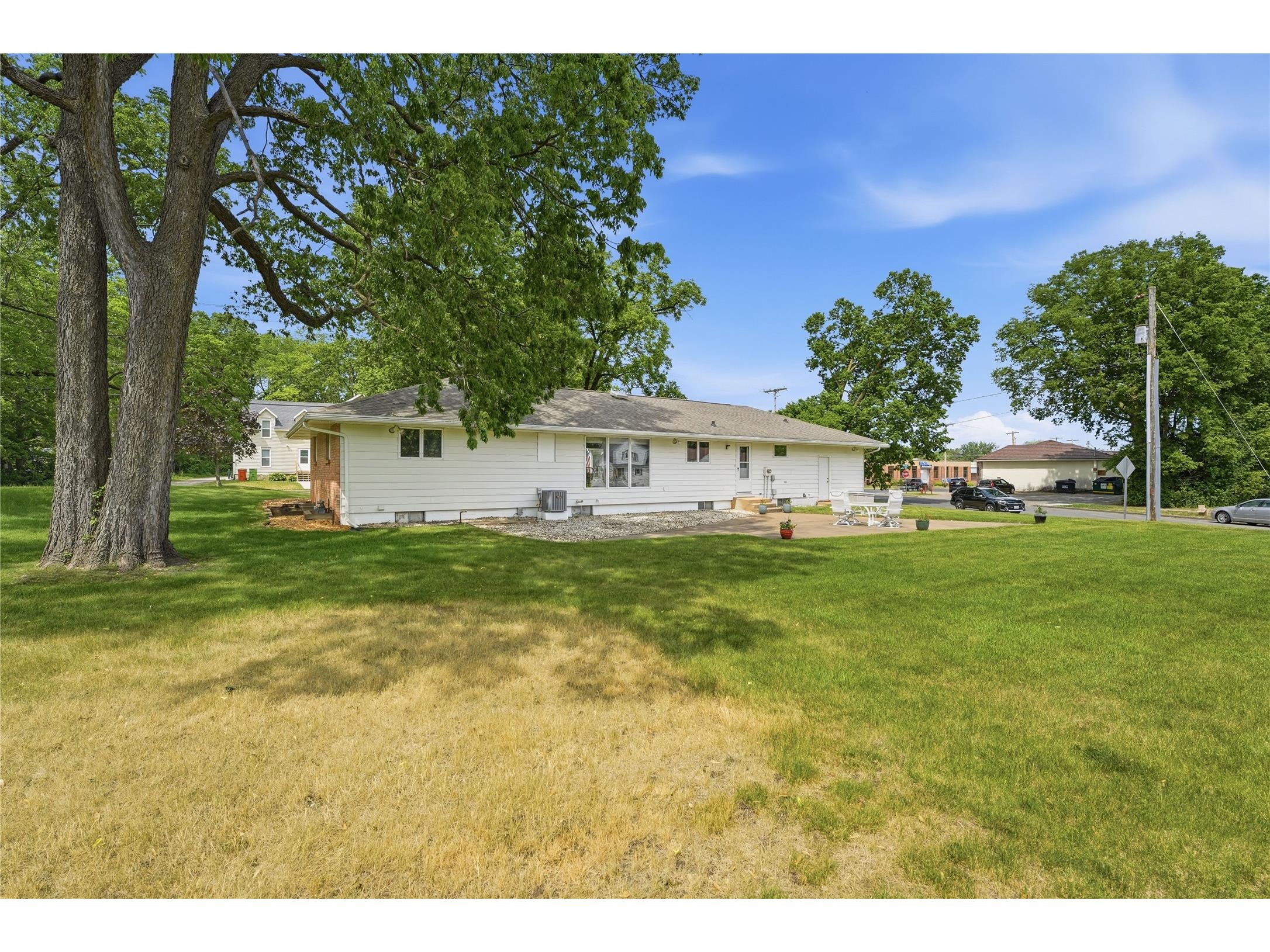 1409 Menomonie Street Eau Claire WI 54703 1601928 image39