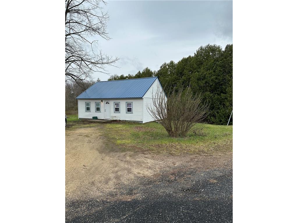 141 S Hoffman Street Hixton WI 54635 1581229 image1