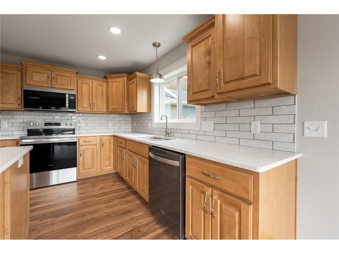 14113 90th Avenue Chippewa Falls WI 54729 1598007 image3