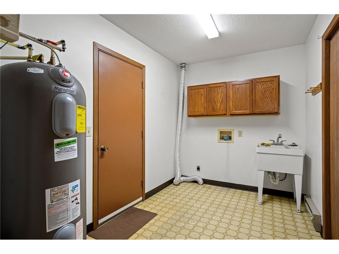 1412 Devney Drive Altoona WI 54720 1596003 image18