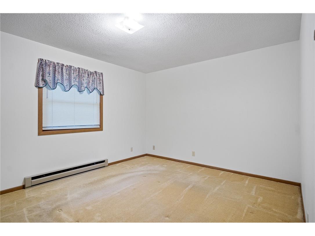 1412 Devney Drive Altoona WI 54720 1596003 image8