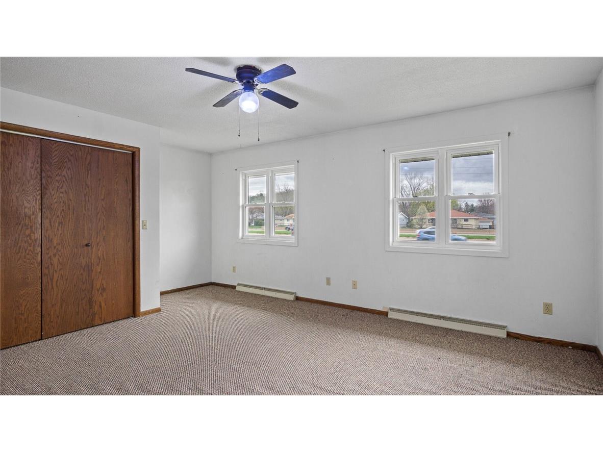 1413 E Clairemont Avenue Eau Claire WI 54701 1591062 image13