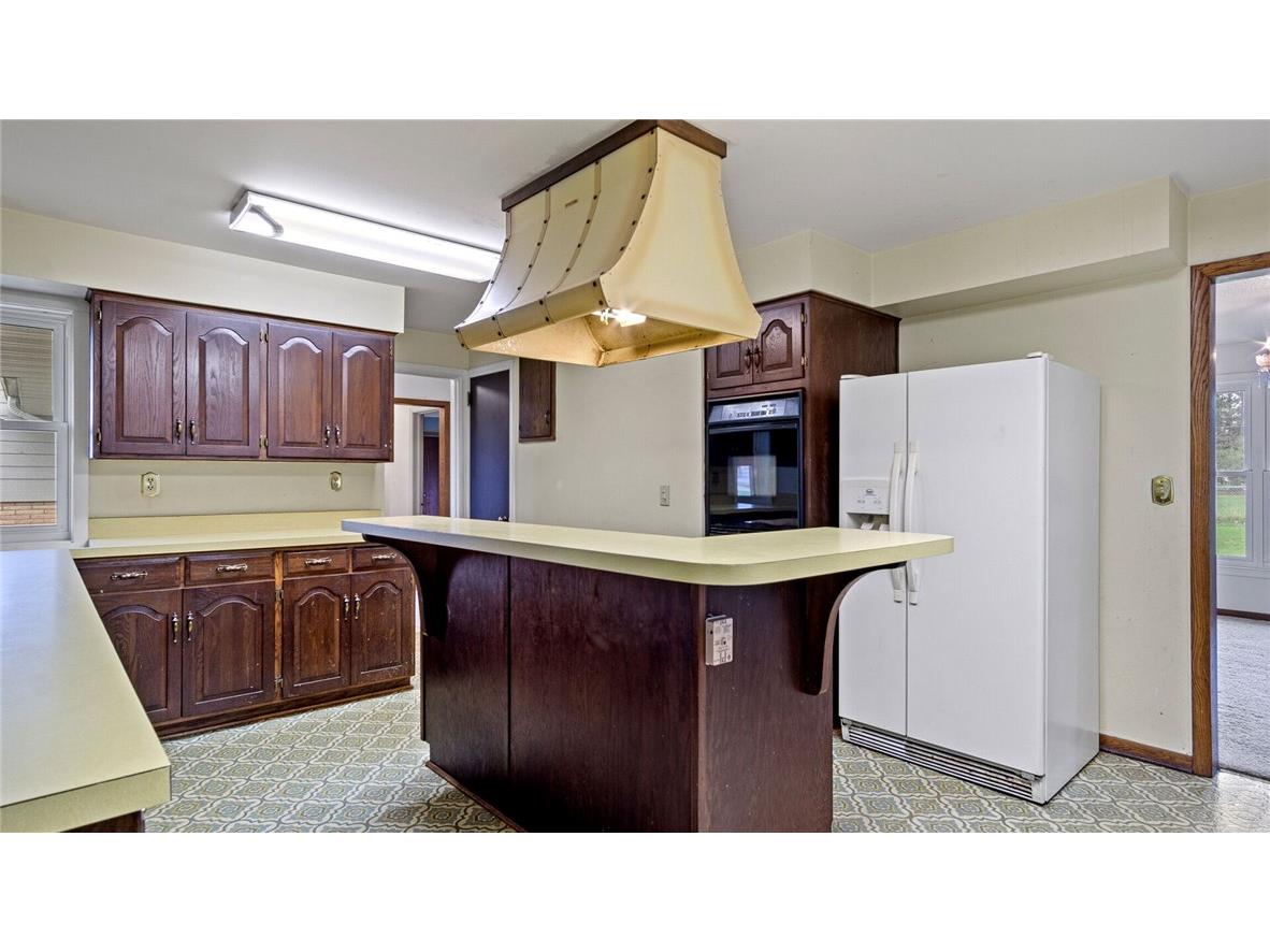 1413 E Clairemont Avenue Eau Claire WI 54701 1591062 image16