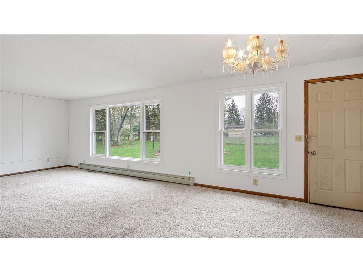 1413 E Clairemont Avenue Eau Claire WI 54701 1591062 image7