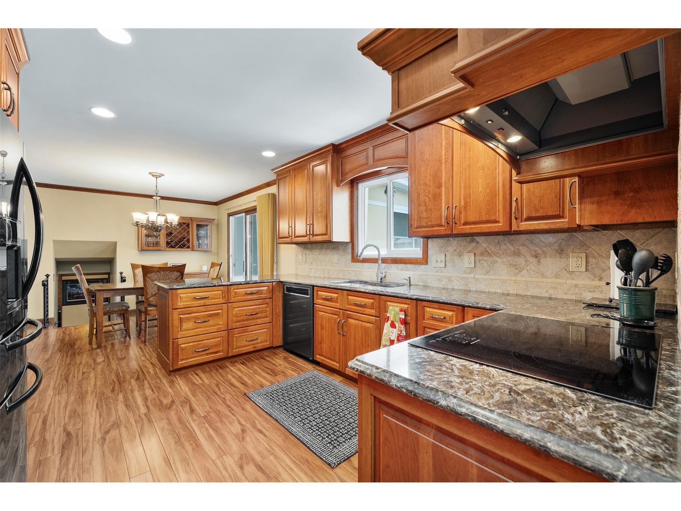 1413 E Hamilton Avenue Eau Claire WI 54701 1600859 image12