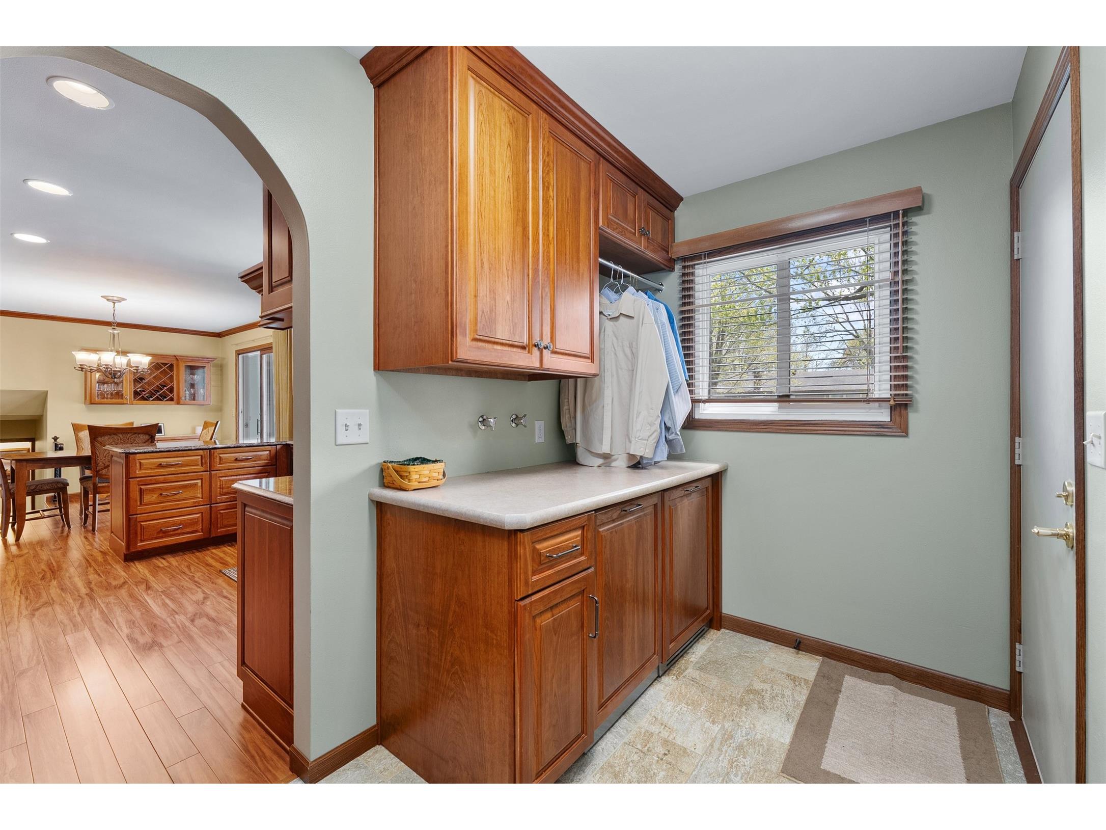 1413 E Hamilton Avenue Eau Claire WI 54701 1600859 image13