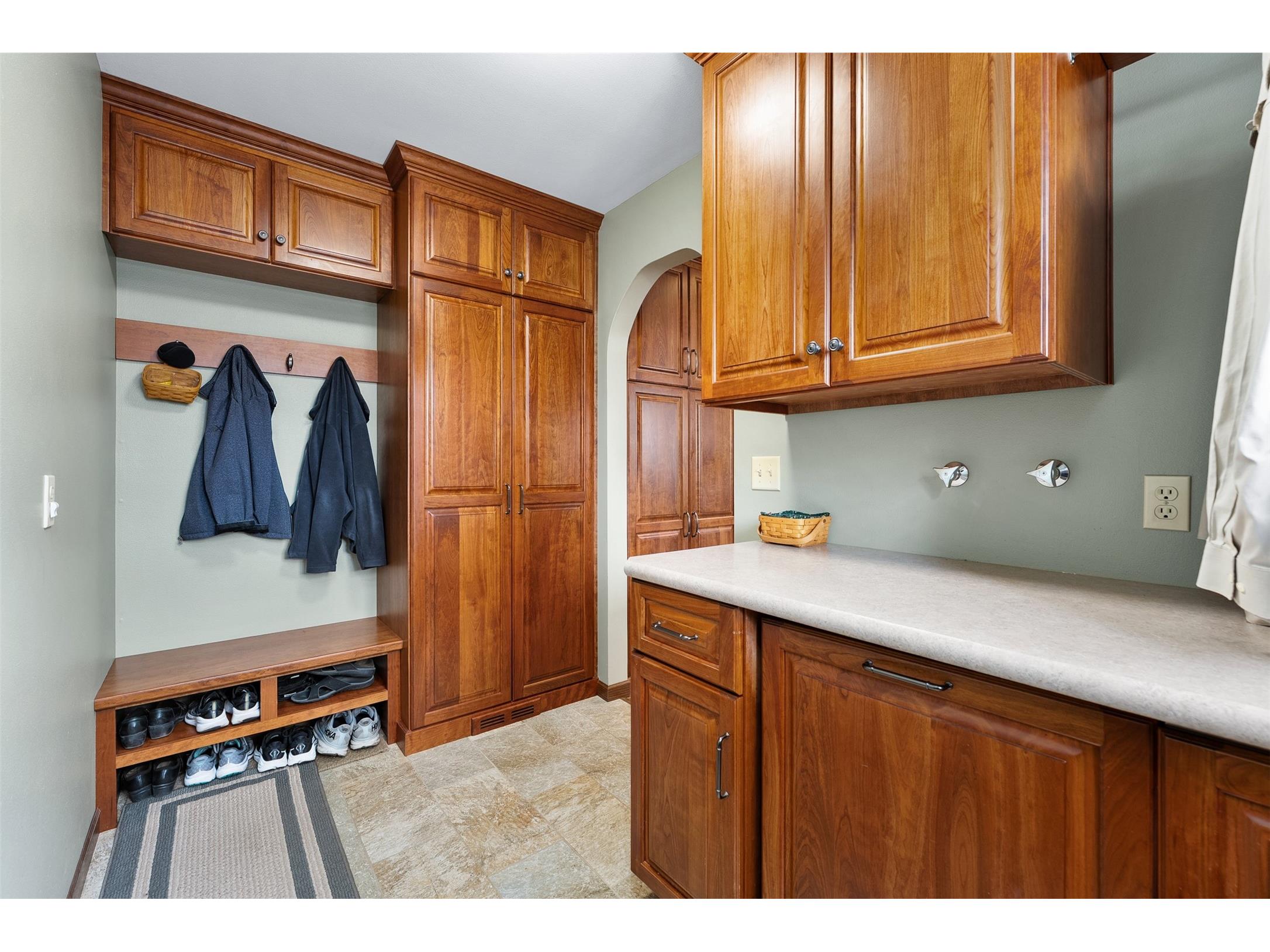 1413 E Hamilton Avenue Eau Claire WI 54701 1600859 image14