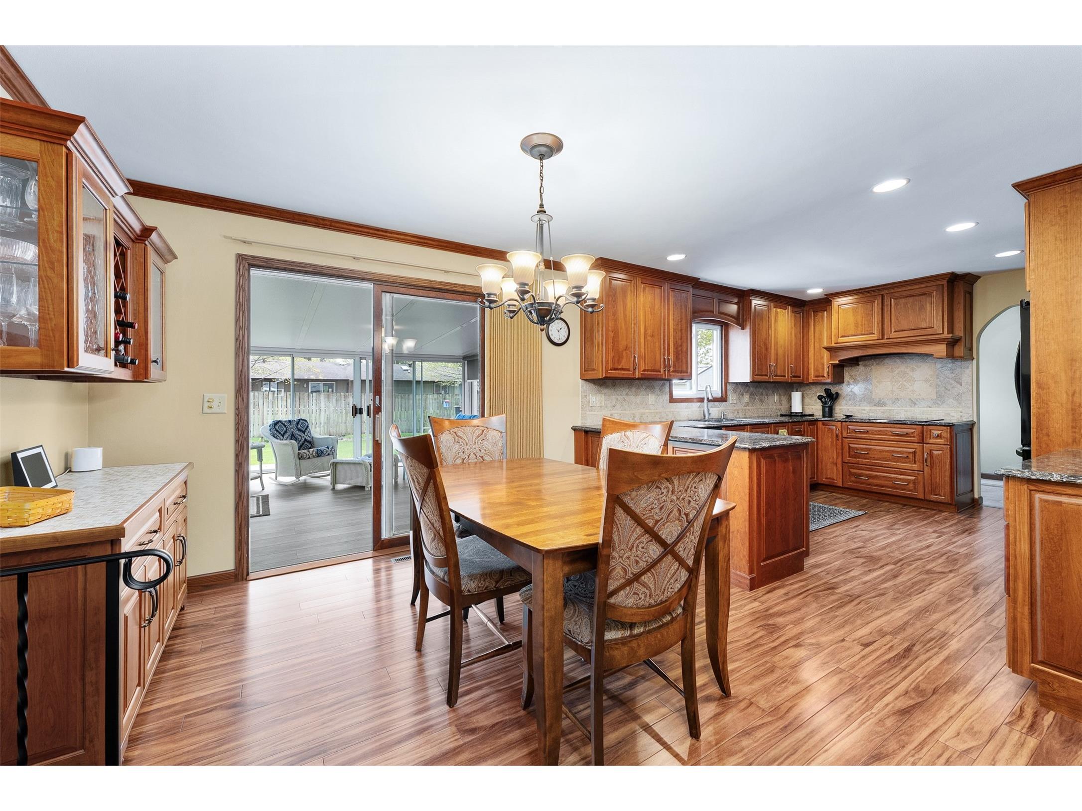 1413 E Hamilton Avenue Eau Claire WI 54701 1600859 image7