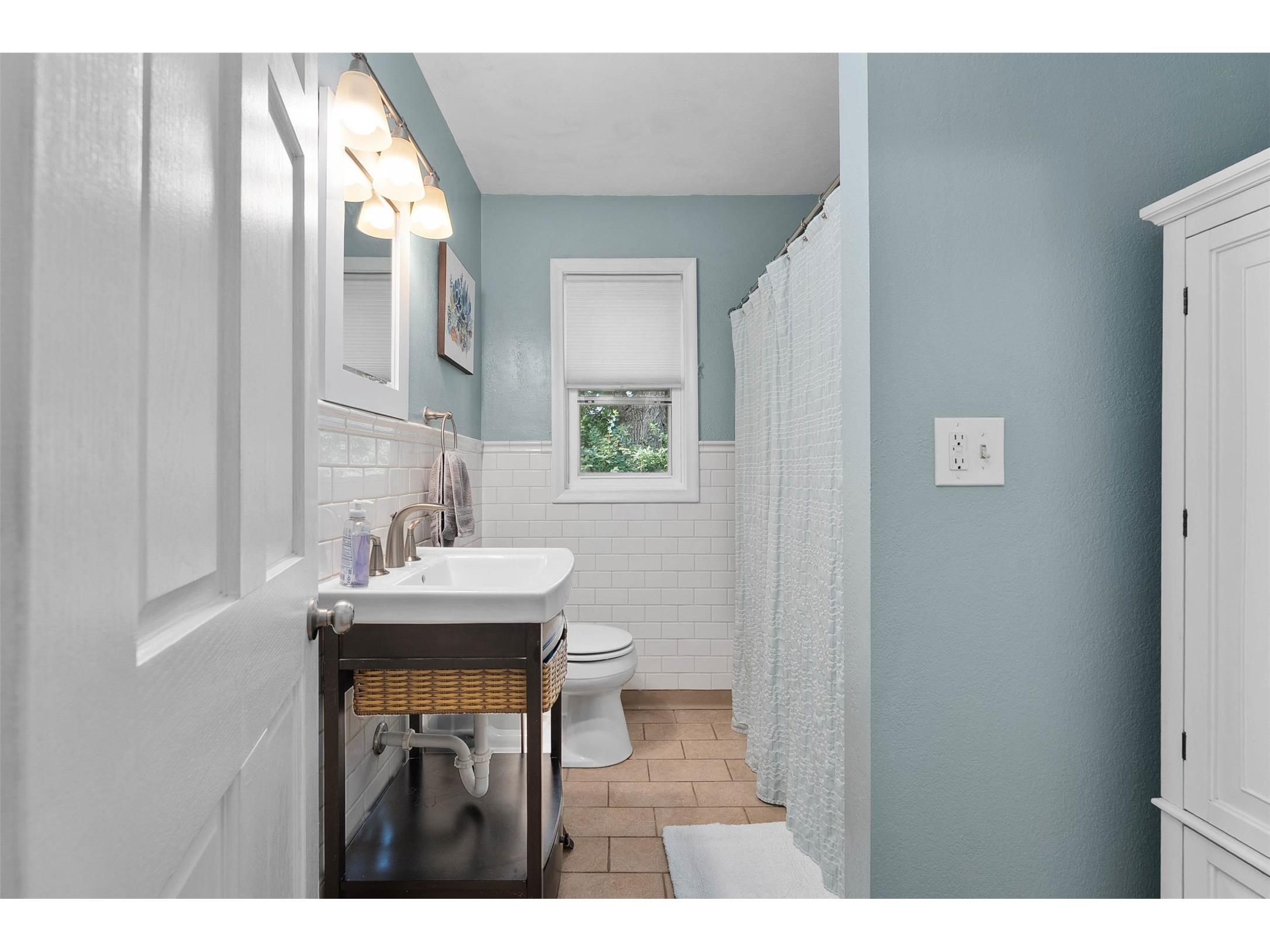 1414 Drummond Street Eau Claire WI 54701 1602776 image23