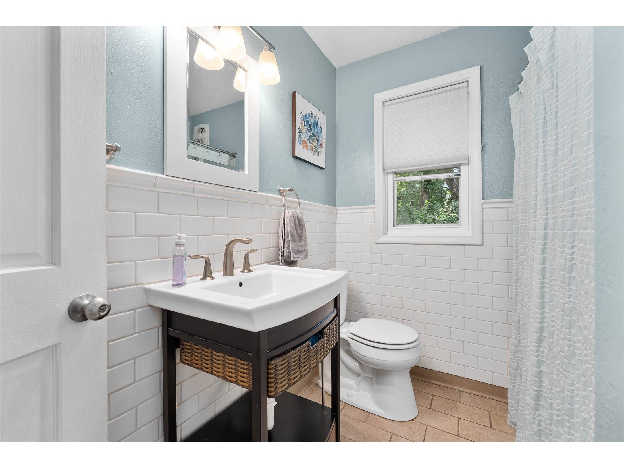 1414 Drummond Street Eau Claire WI 54701 1602776 image24