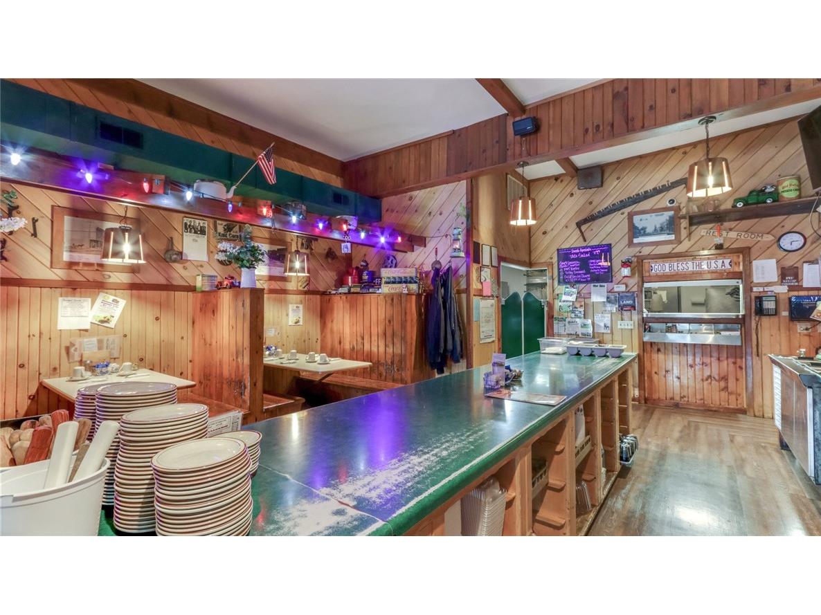 1418 Main Street Bloomer WI 54724 1592875 image7