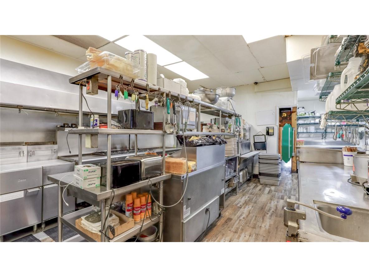 1418 Main Street Bloomer WI 54724 1592875 image8