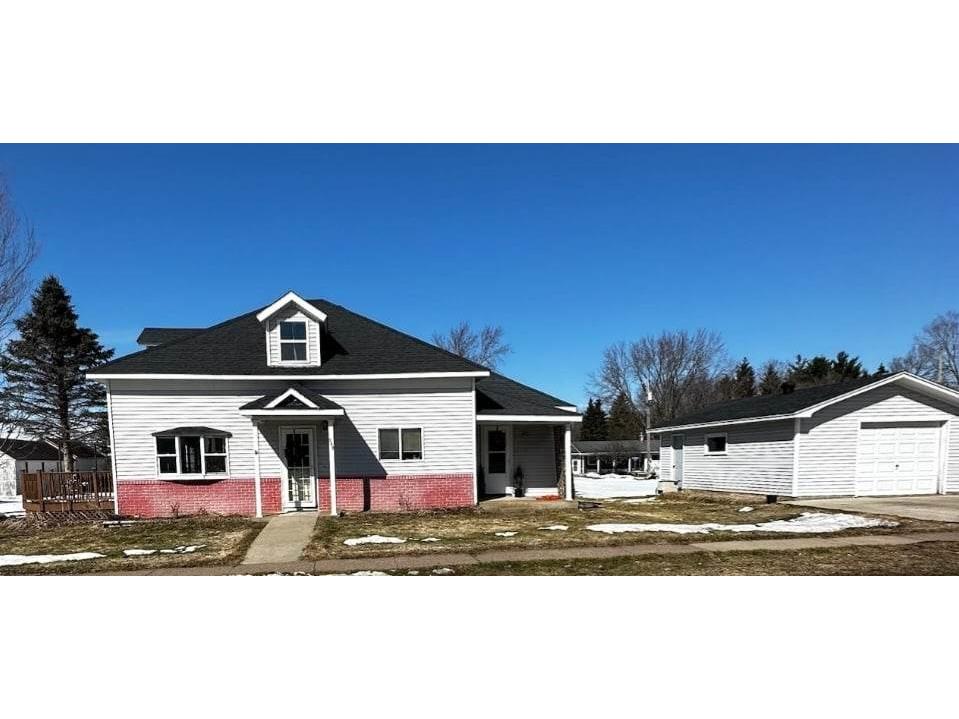 142 E Clark Street Alma Center WI 54611 1571774 image1