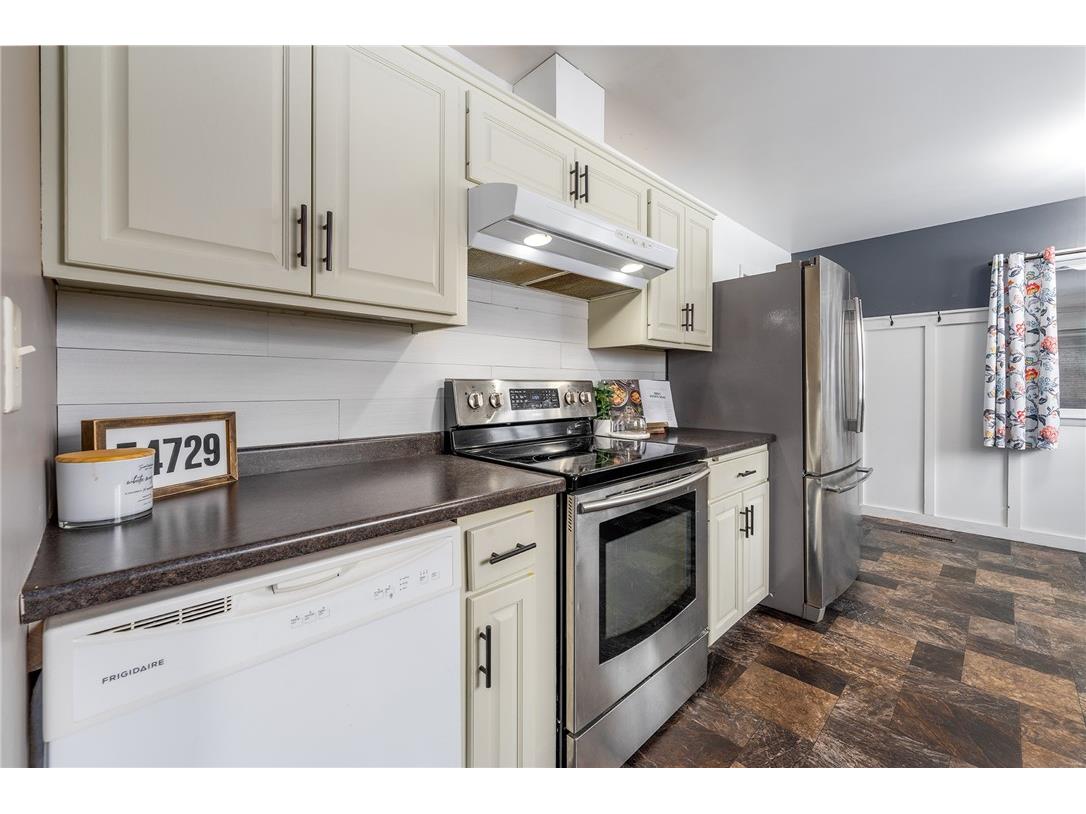 1421 Loffler Court Chippewa Falls WI 54729 1598006 image3