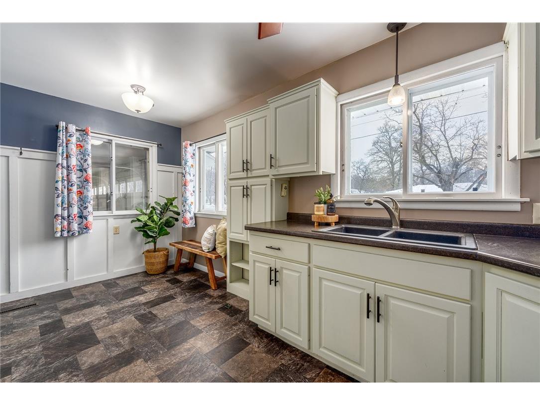 1421 Loffler Court Chippewa Falls WI 54729 1598006 image4