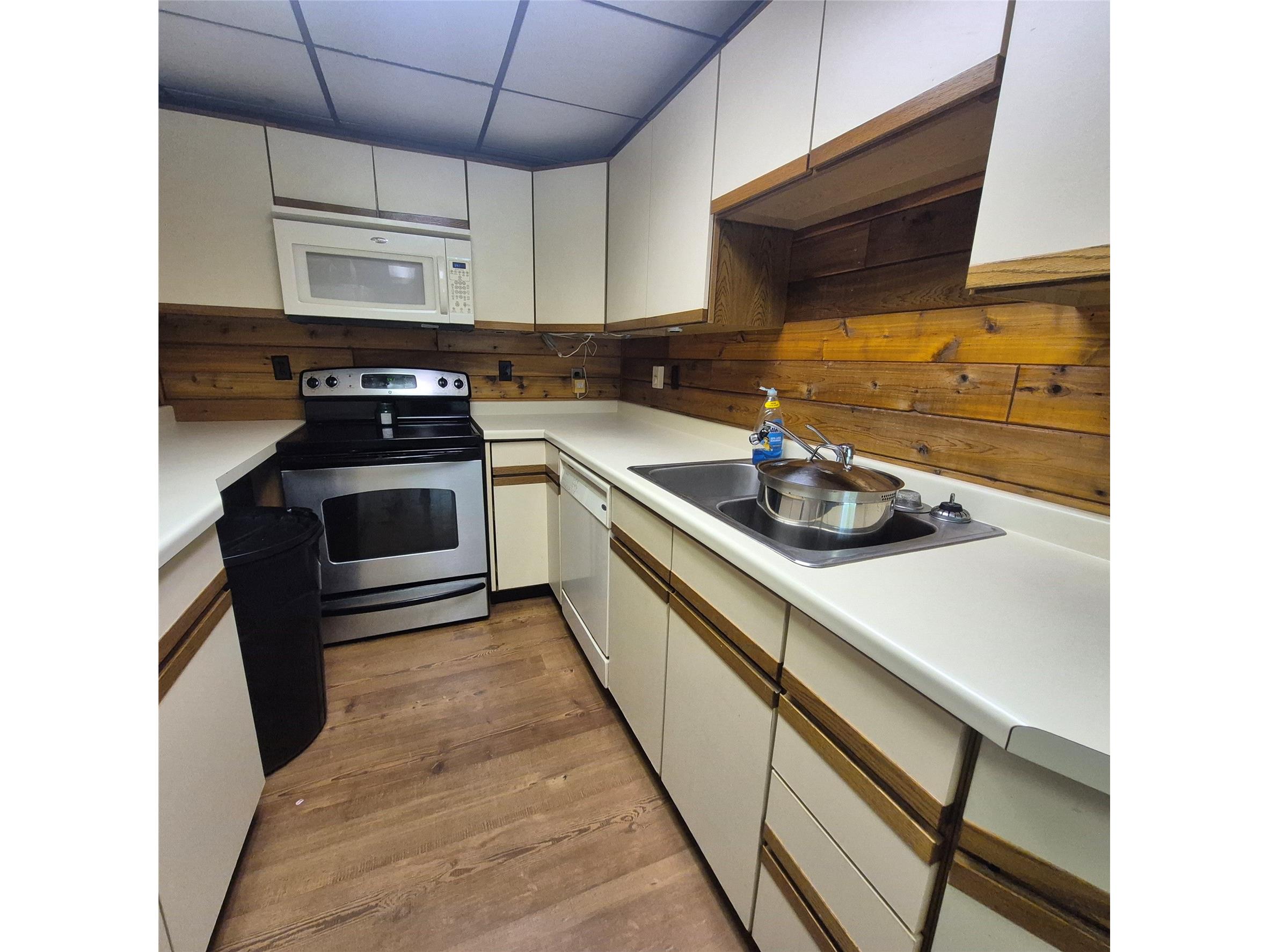 1430 Broken Arrow Trail Solon Springs WI 54873 - George Lake 1602898 image13