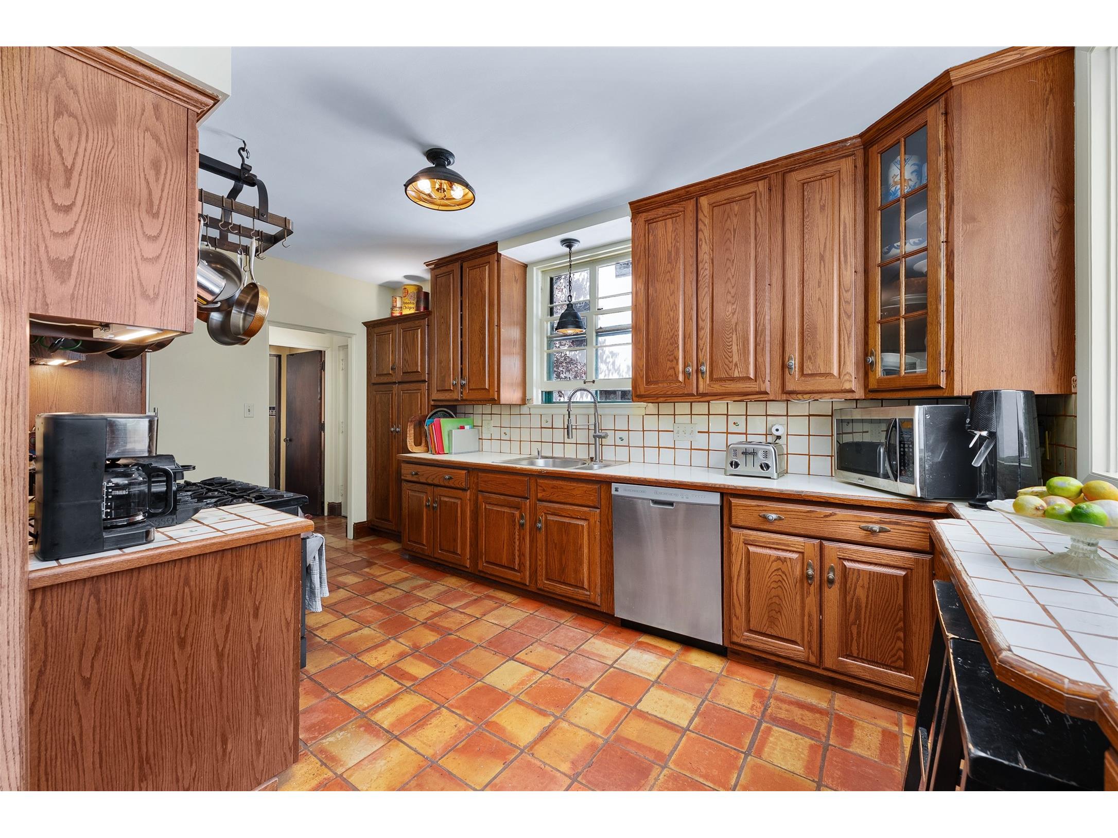 1435 Park Avenue Eau Claire WI 54701 1600846 image18