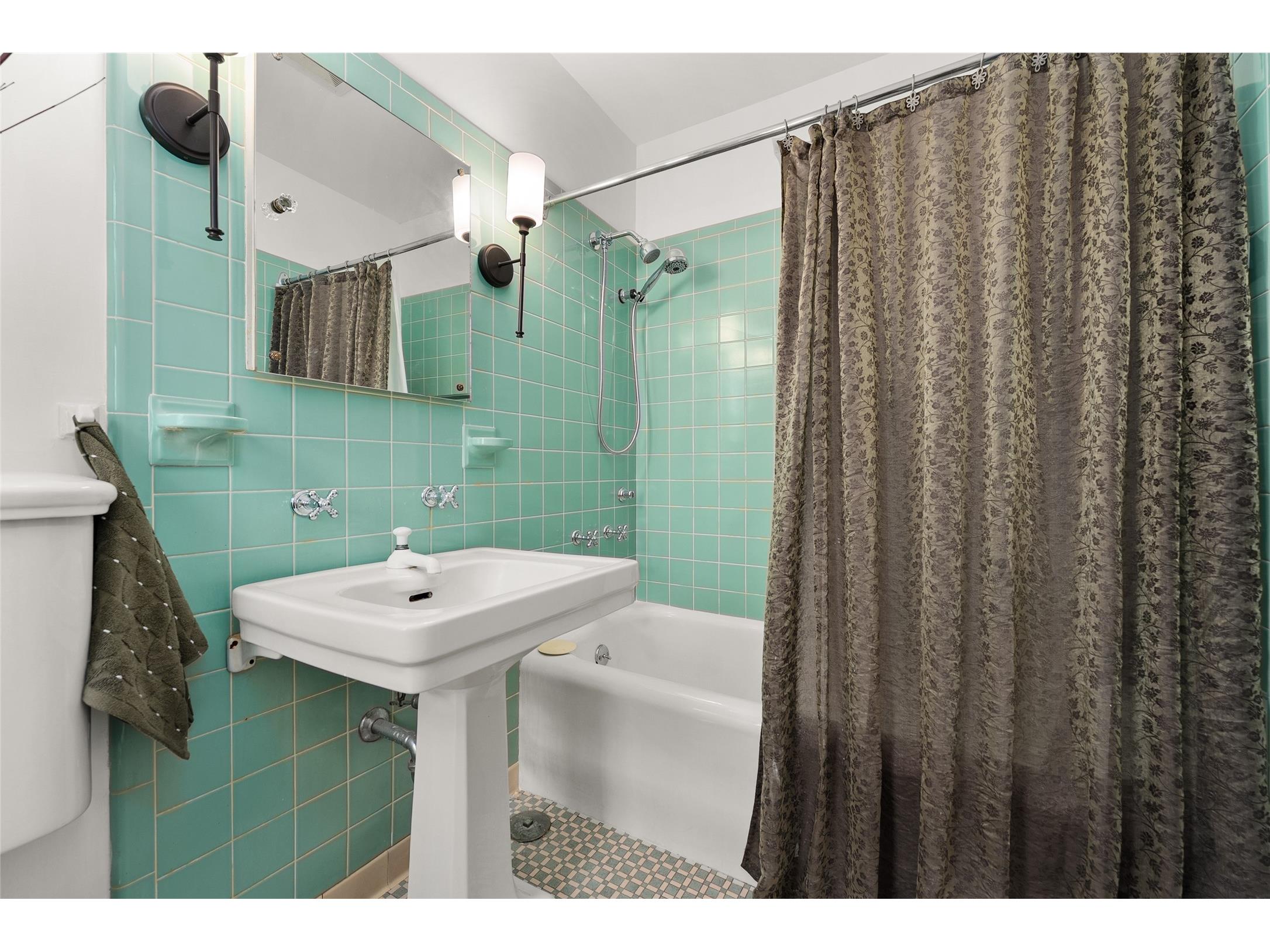 1435 Park Avenue Eau Claire WI 54701 1600846 image27