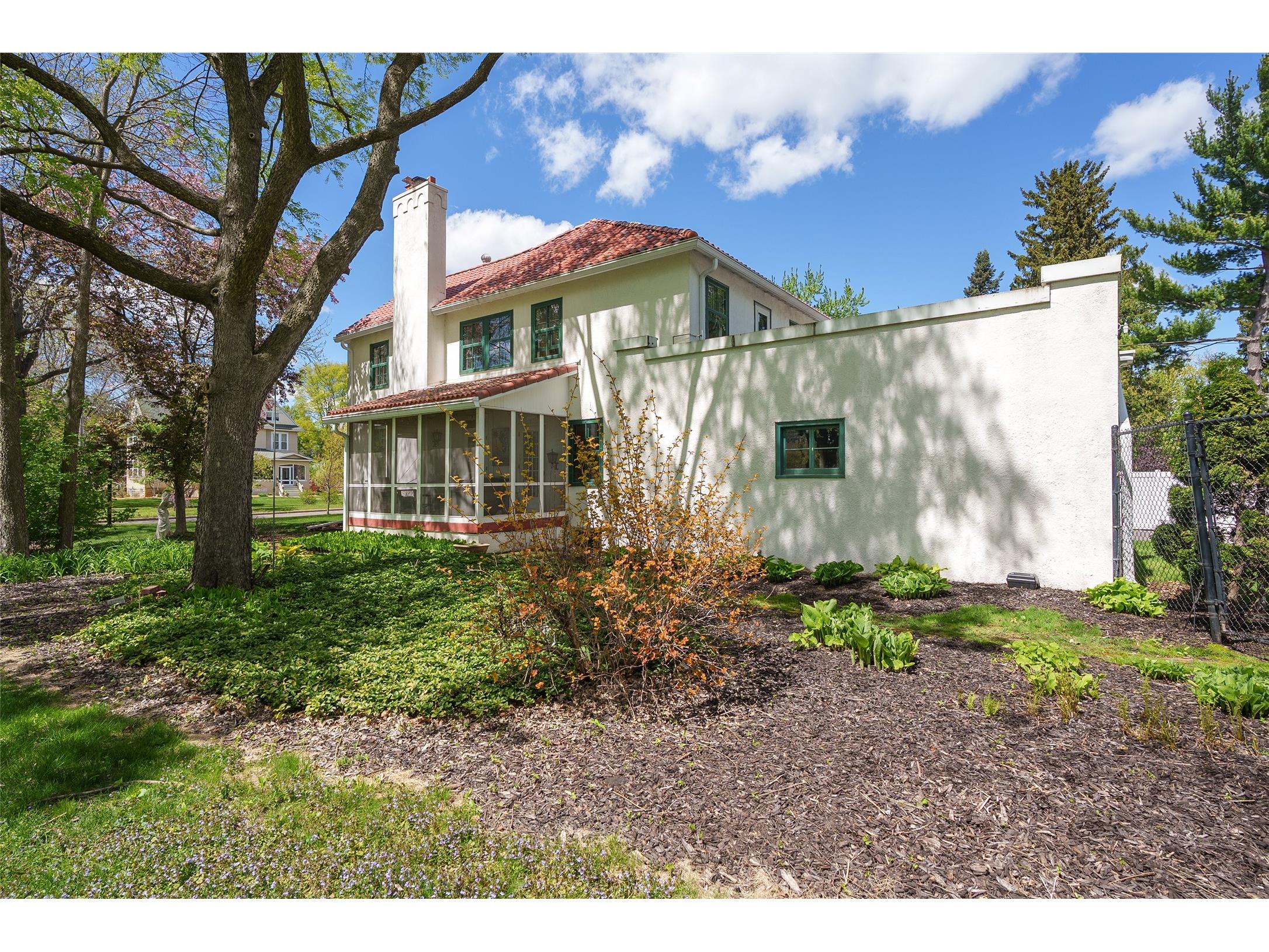 1435 Park Avenue Eau Claire WI 54701 1600846 image54