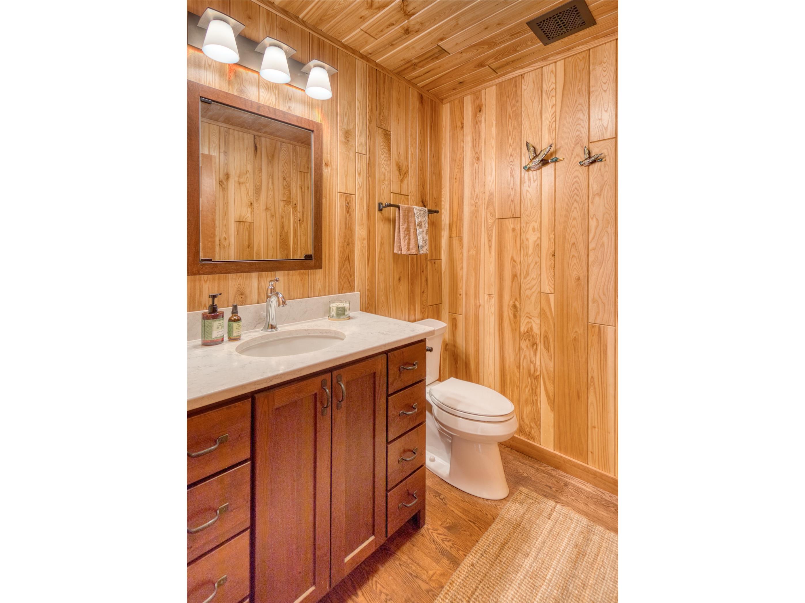 14443W & 14447W Court Oreilles Lake Drive Hayward WI 54843 - Lac Courte Oreilles 1600942 image36