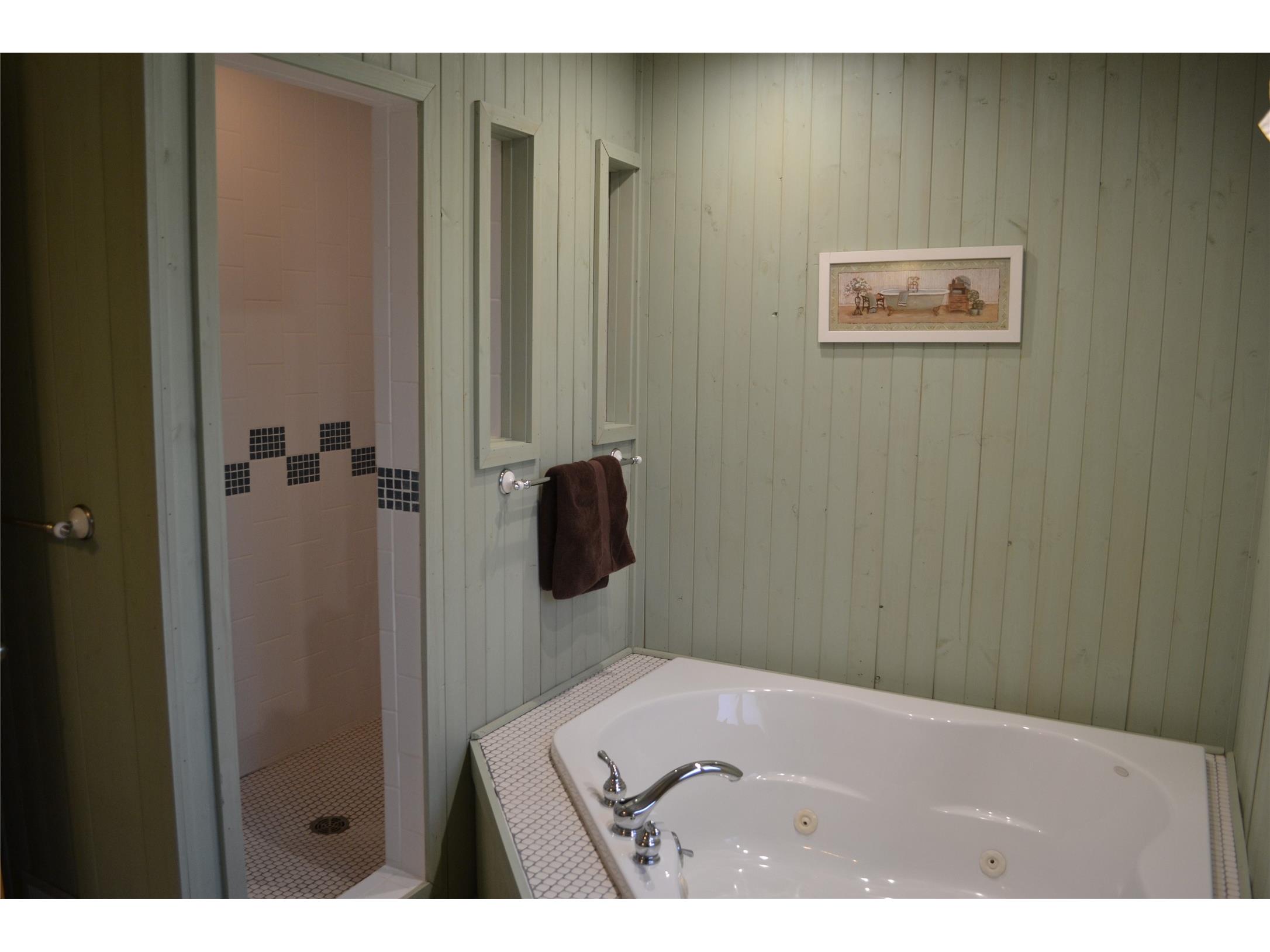 14448W Lake Drive Hayward WI 54843 - Grindstone Lake 1600285 image9