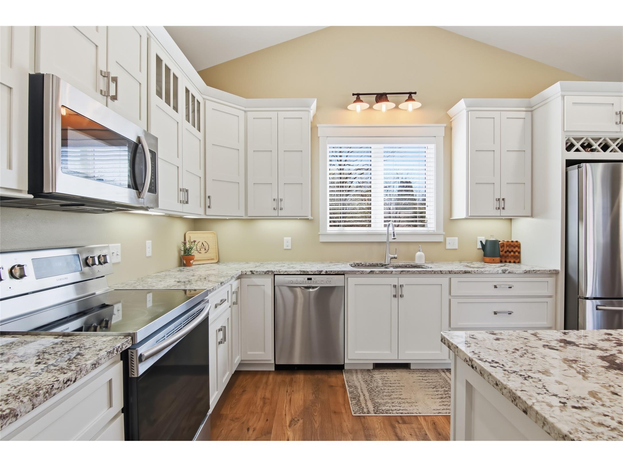 1466 Avonlea Lane Fall Creek WI 54742 1601037 image24