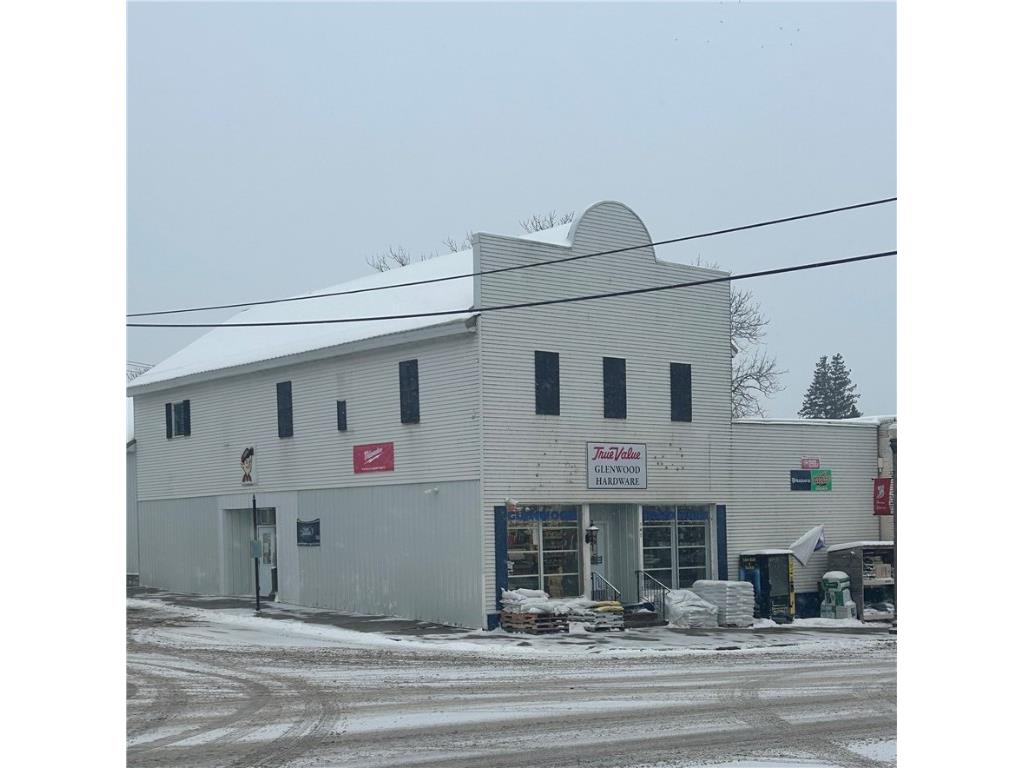 147 E Oak Street Glenwood City WI 54013 1597460 image1