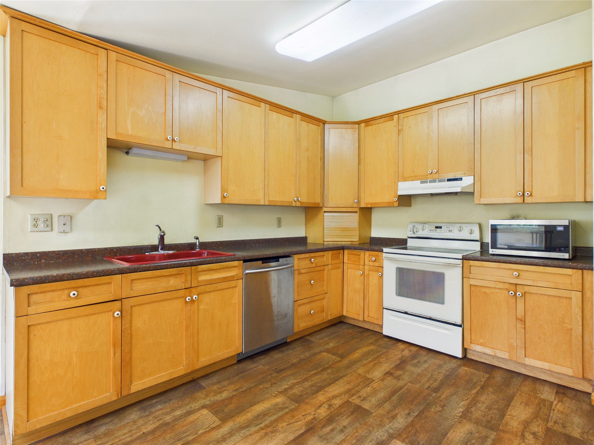 14862 W State Hwy 77 Hayward WI 54843 1598442 image20