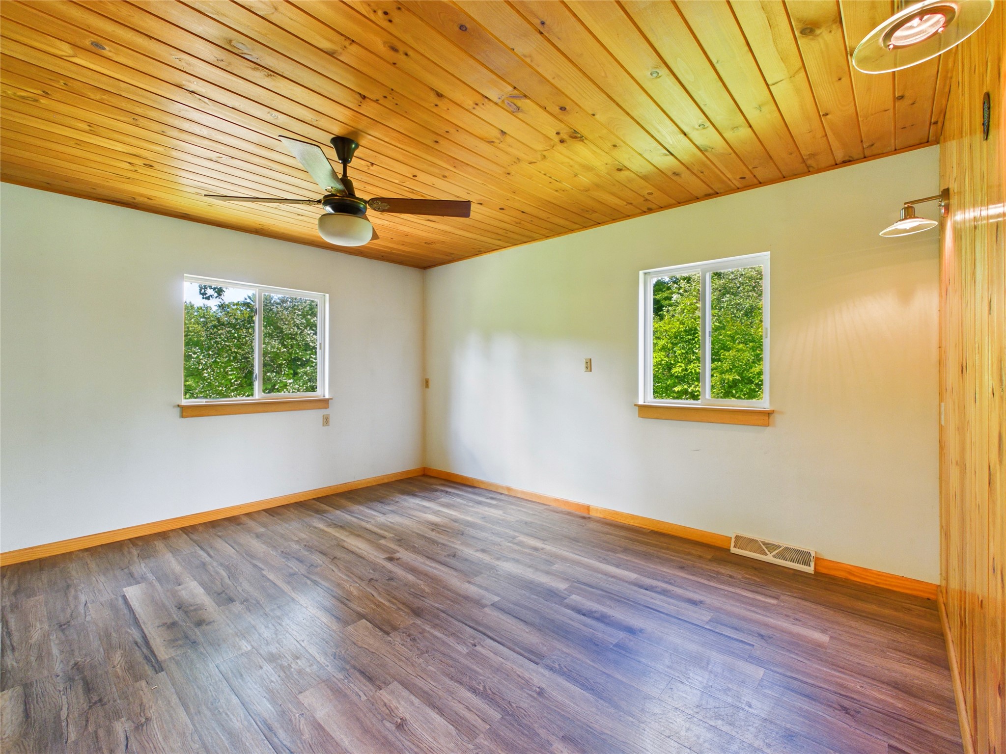 14862 W State Hwy 77 Hayward WI 54843 1598442 image35