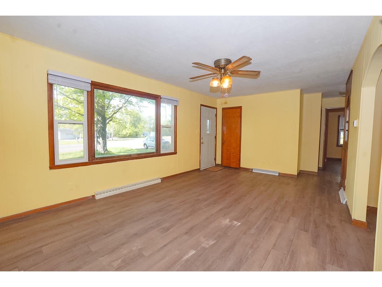 1500 Bridge Street Cornell WI 54732 1601462 image10