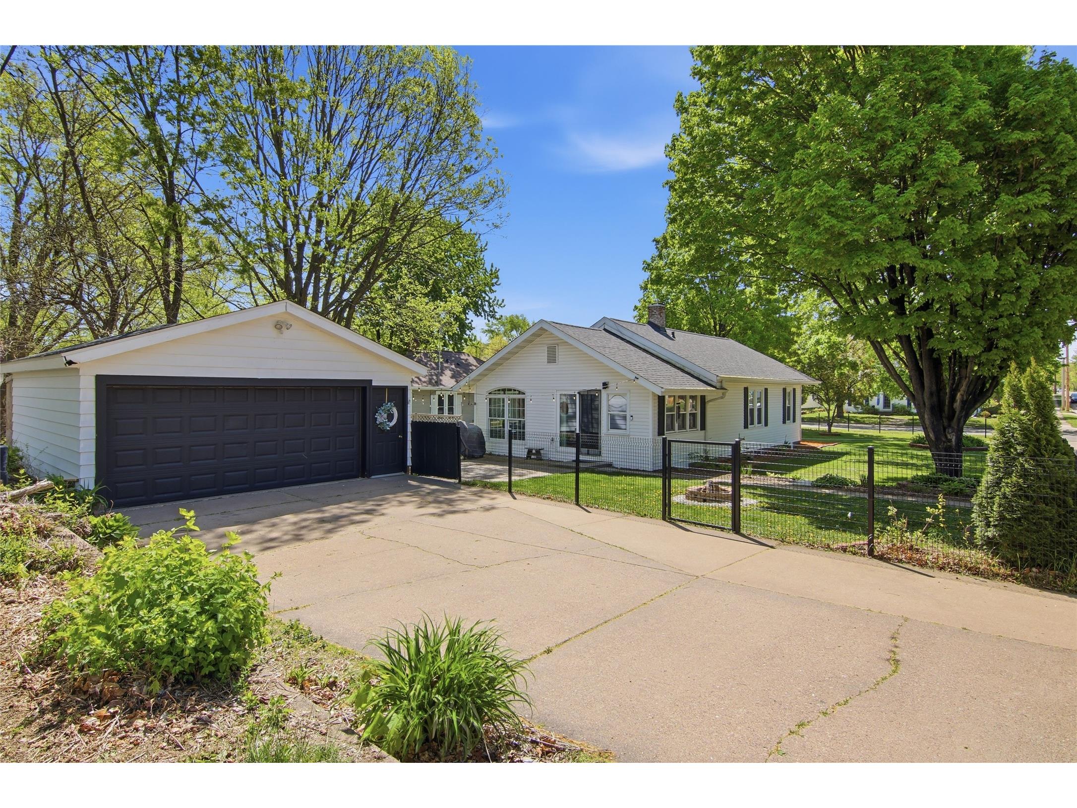 1502 Hogeboom Avenue Eau Claire WI 54701 1601113 image28