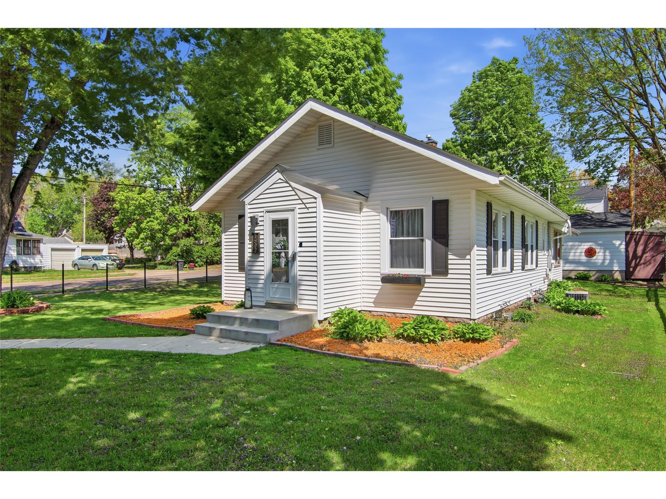 1502 Hogeboom Avenue Eau Claire WI 54701 1601113 image33