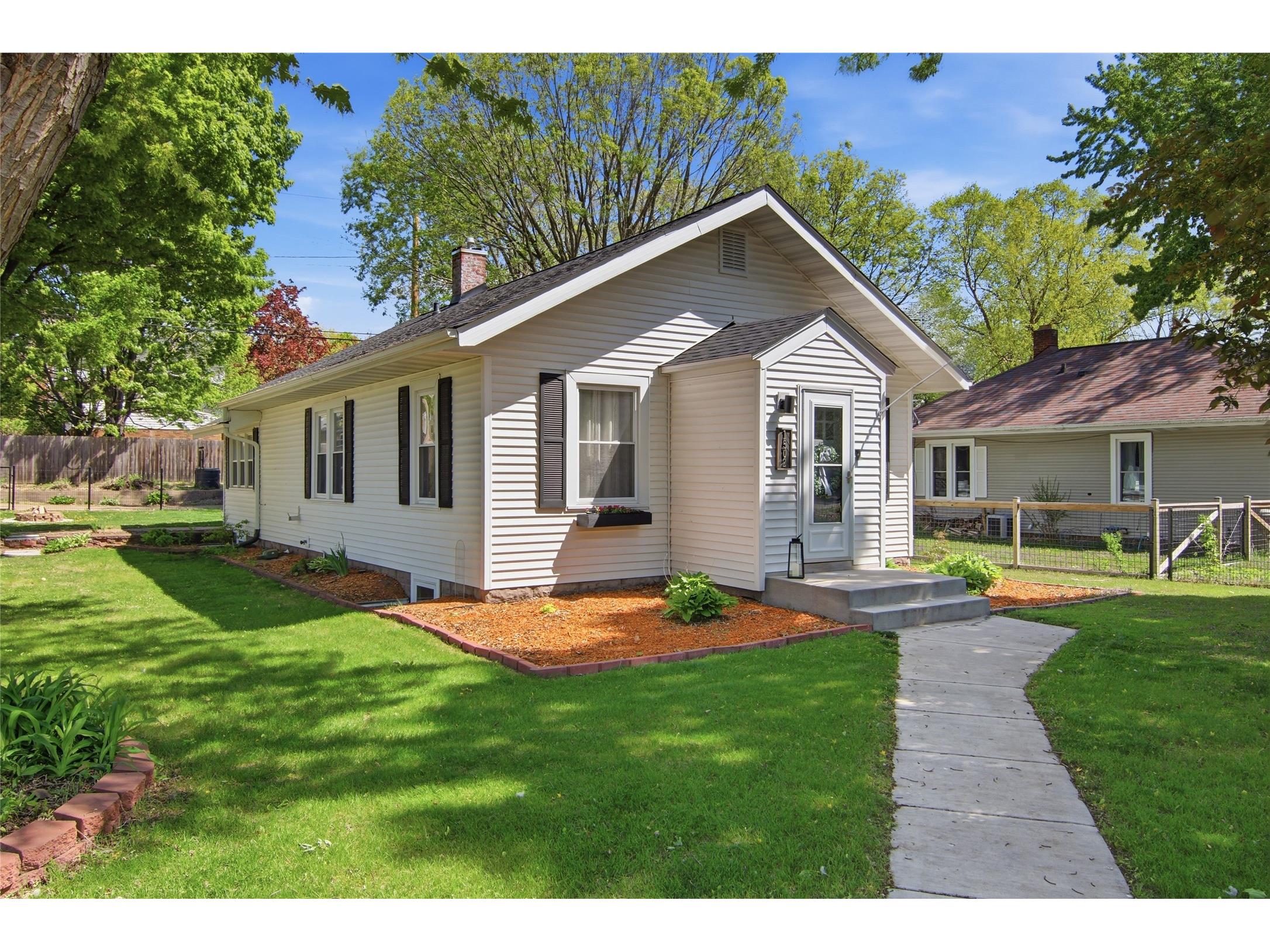 1502 Hogeboom Avenue Eau Claire WI 54701 1601113 image34