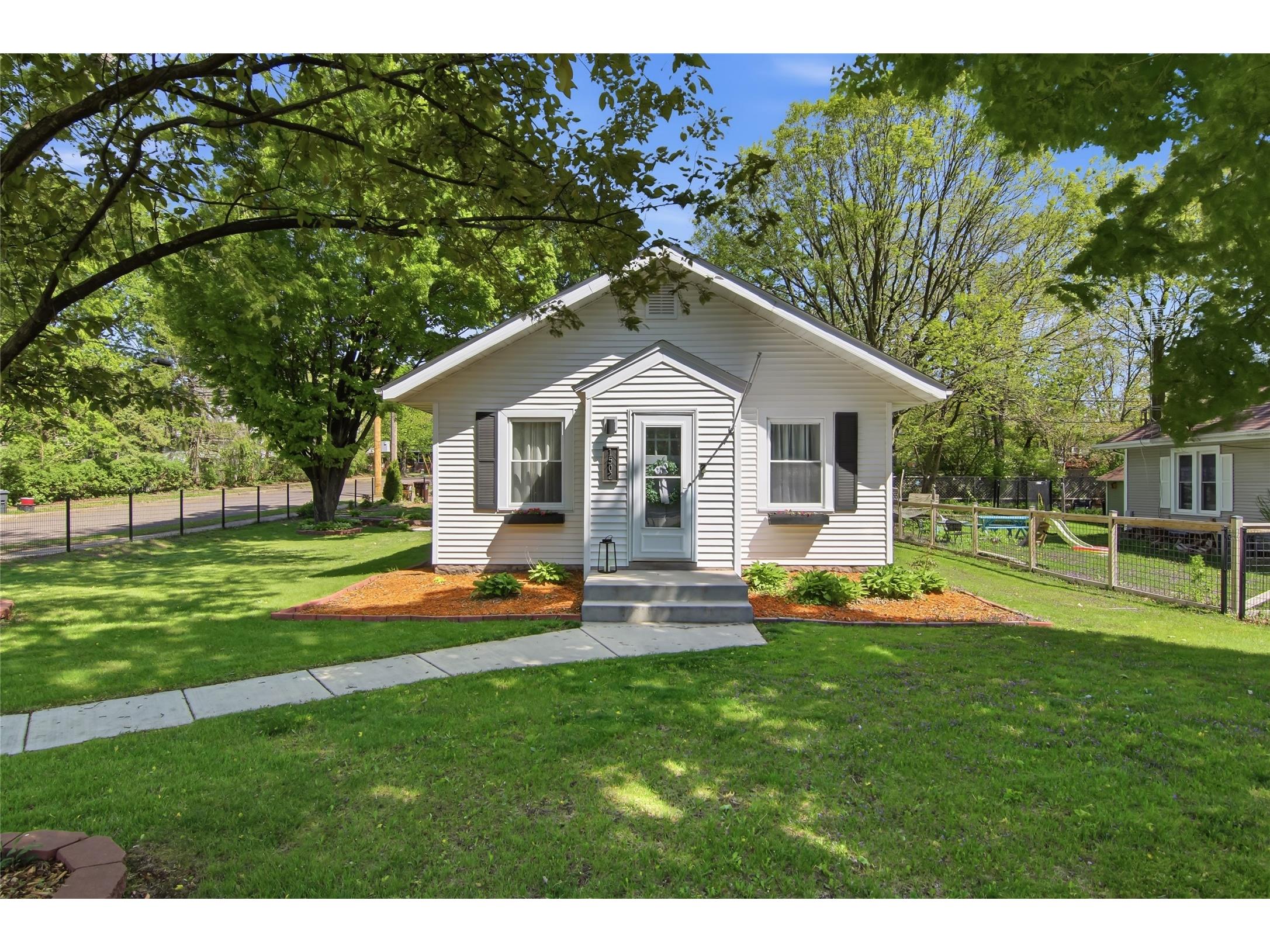 1502 Hogeboom Avenue Eau Claire WI 54701 1601113 image36