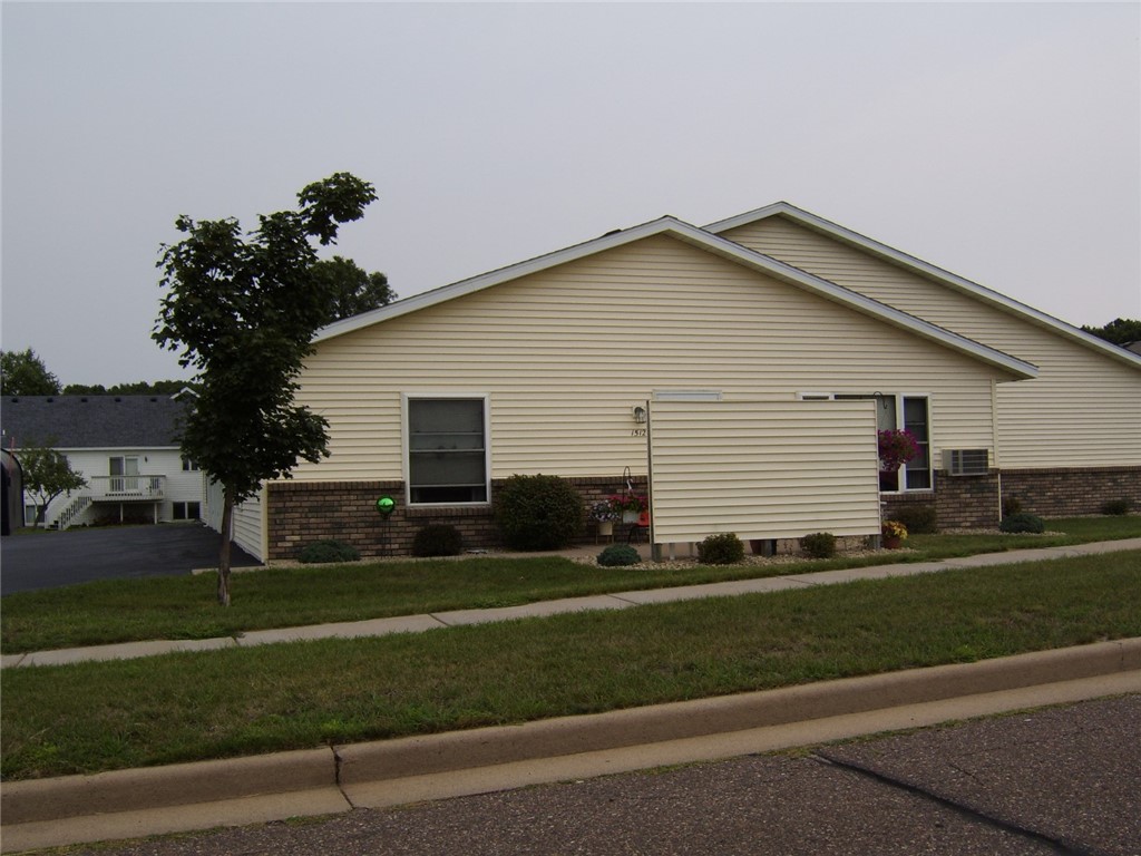 1512 Devney Drive #1512 Altoona WI 54720 1598639 image4