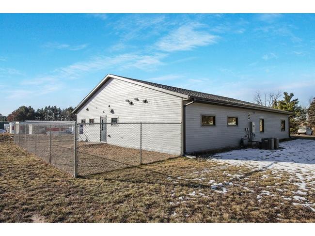 1515 Mayer Road Altoona WI 54720 1588653 image4