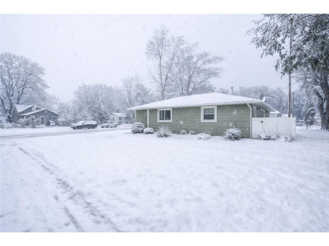 1516 Mitscher Avenue Eau Claire WI 54701 1597825 image2