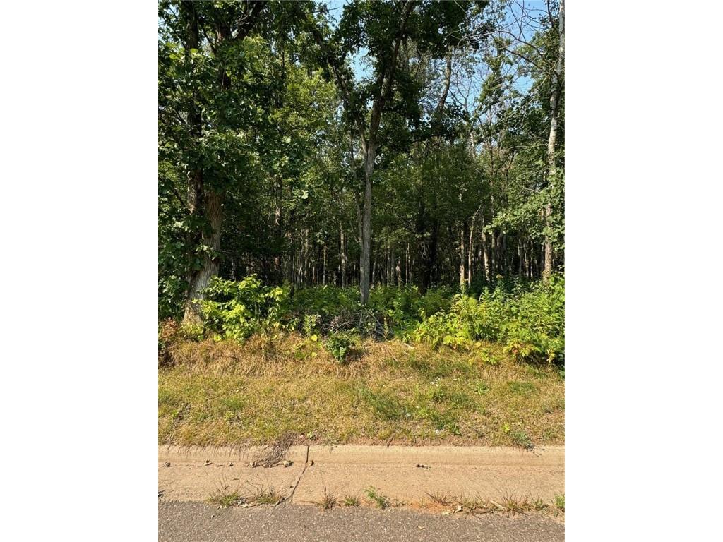 1520 Woodland Street Spooner WI 54801 1585478 image1