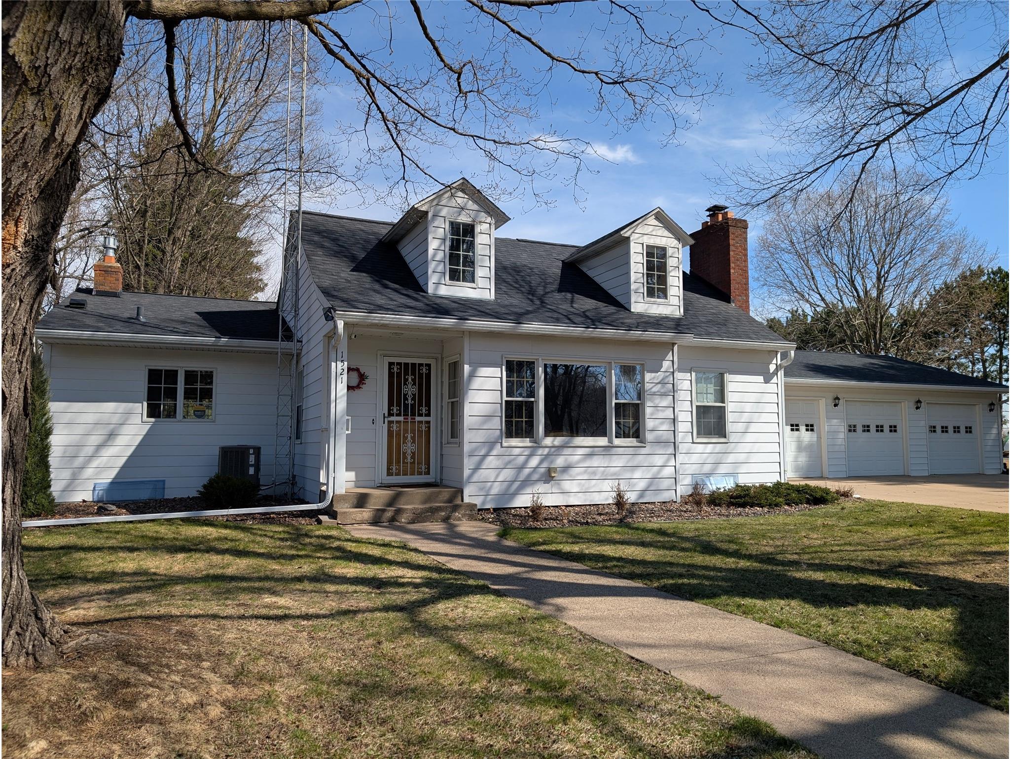 1521 6th Avenue E Menomonie WI 54751 1600091 image1