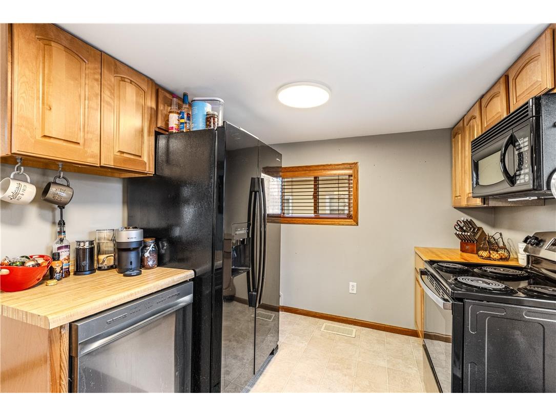 1524 Lyndale Avenue Eau Claire WI 54701 1596936 image12