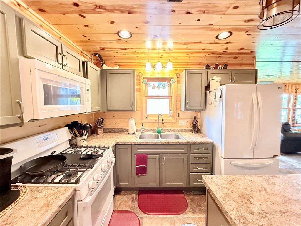 15249 W Bills Road #5 Hayward WI 54843 - Nelson Lake 1591719 image15