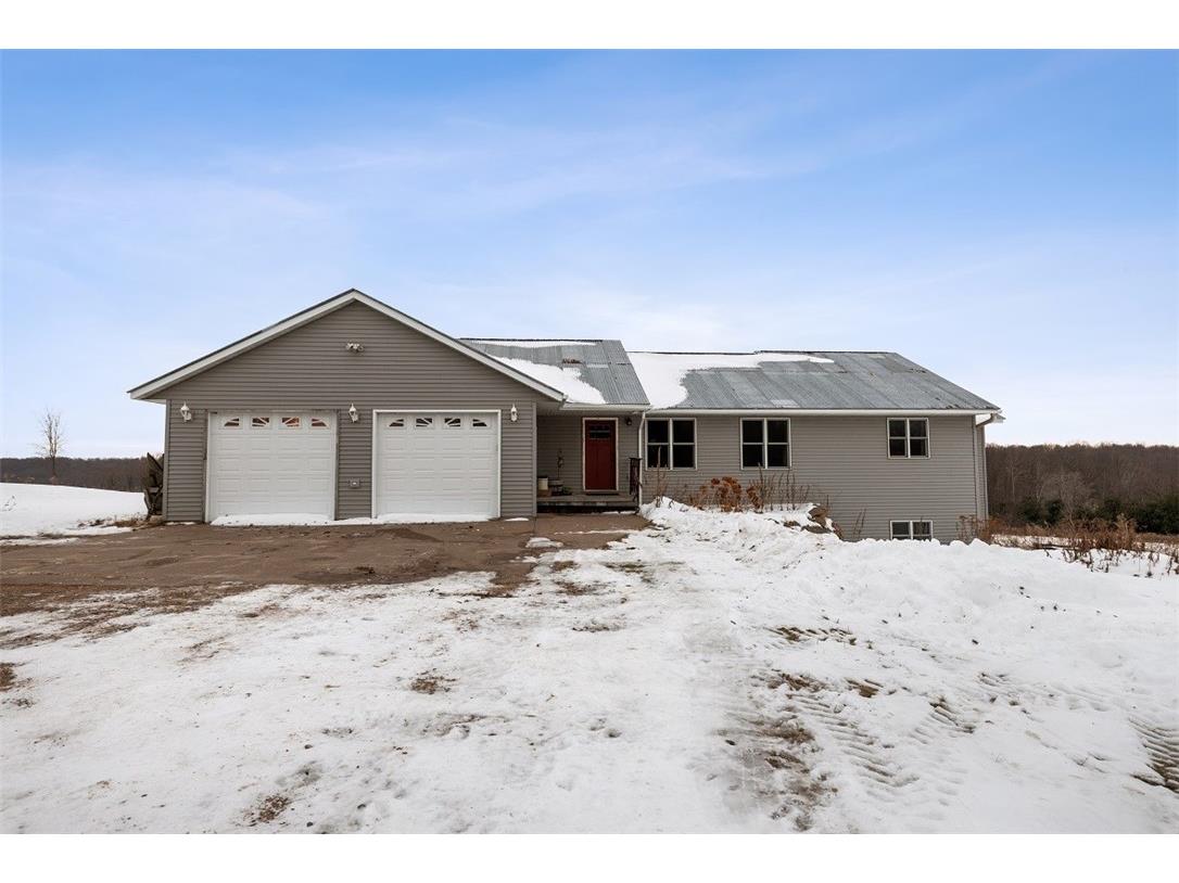 1525 6 1/2 Avenue Hillsdale WI 54733 1597539 image1