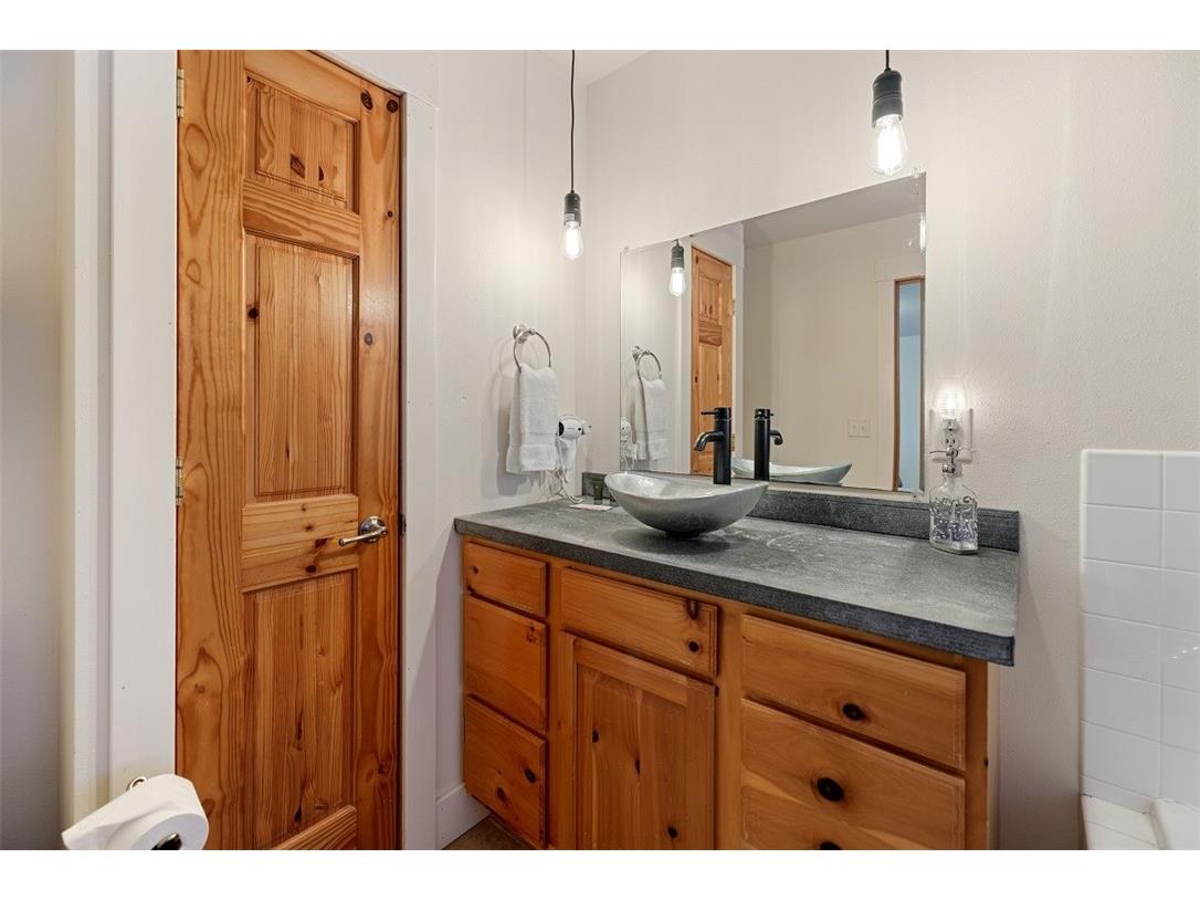 1525 6 1/2 Avenue Hillsdale WI 54733 1597539 image16