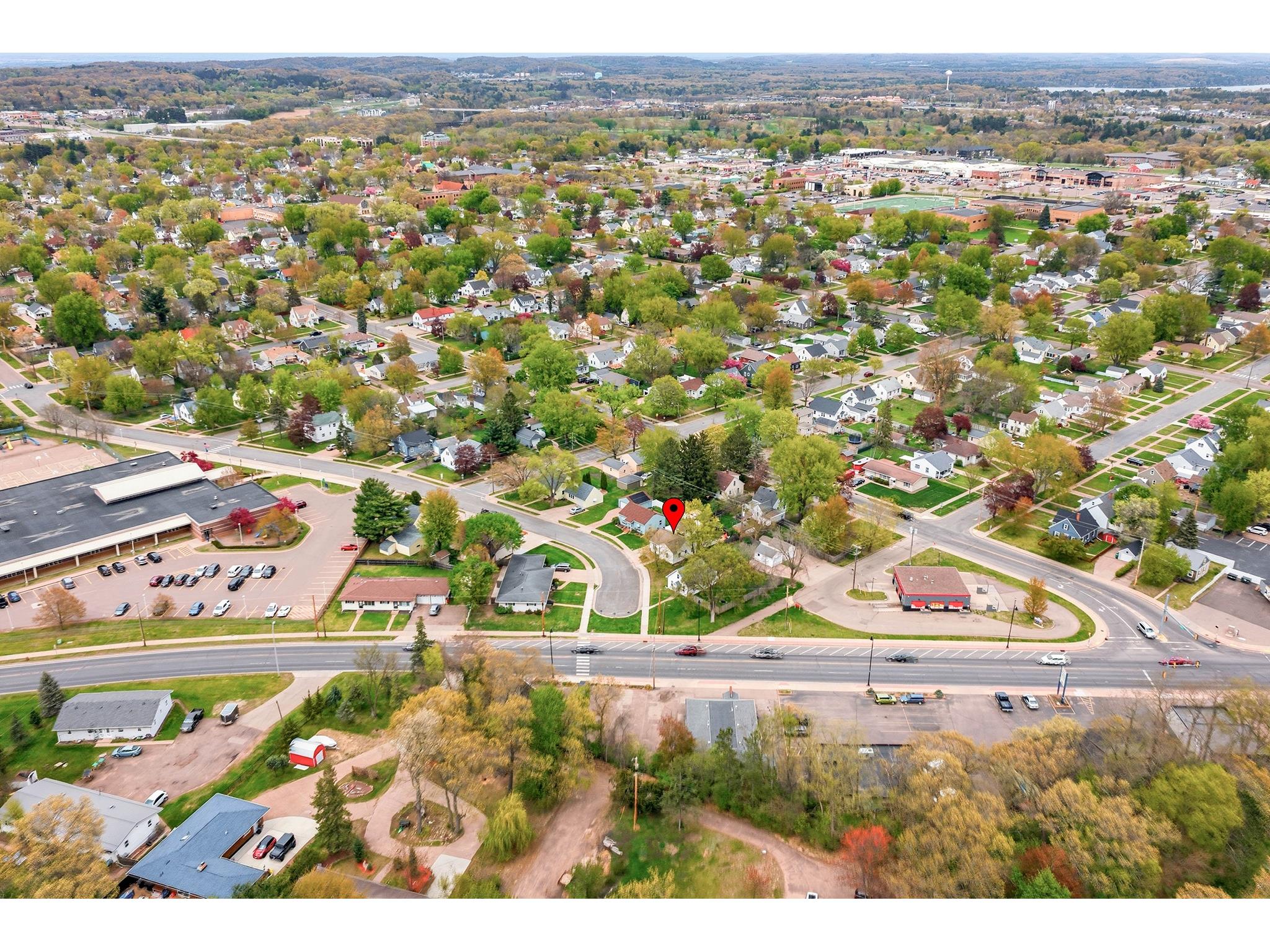 1525 Lee Street Eau Claire WI 54701 1601188 image45